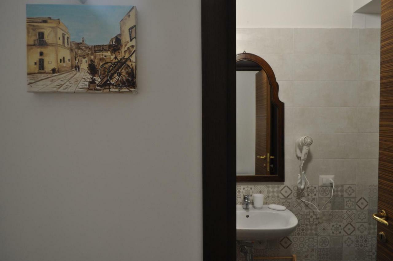 B&B La Dimora Di Rosa Matera Luaran gambar
